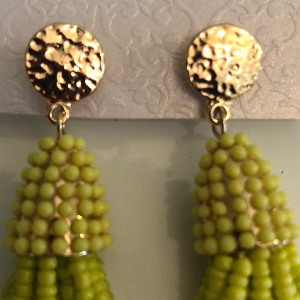 Beautiful summer lime 2” drop tassel earrings -NWT - Picture 3 of 8